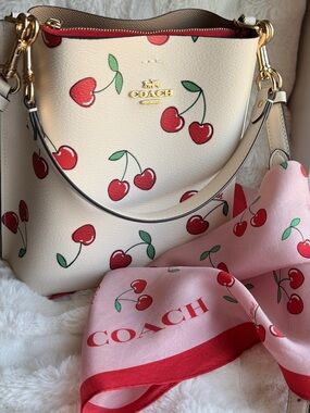 Coach Mollie 22 Cherry Print Bucket Bag Crossbody + Matching Scarf ✨ Rare 🍒